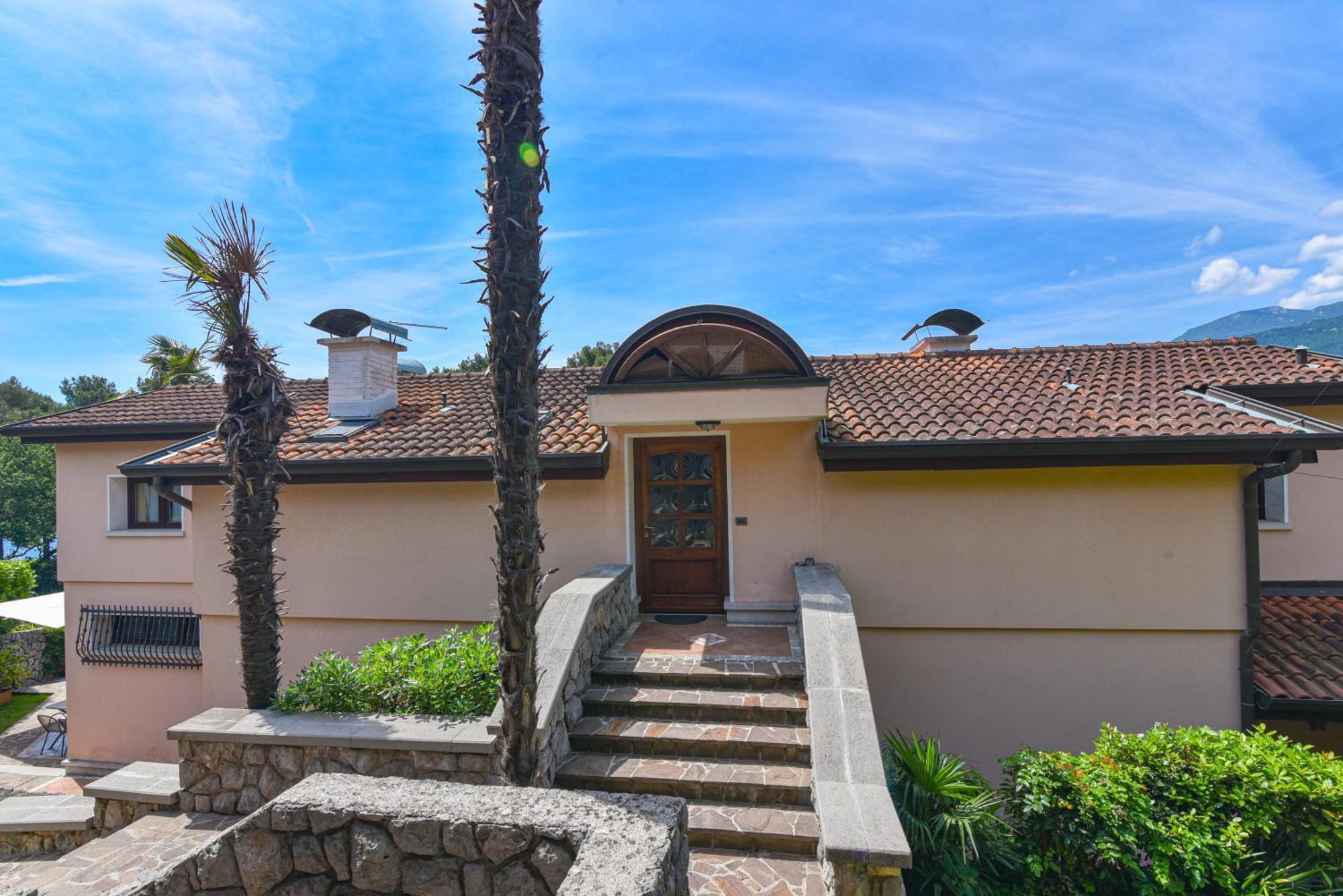 Vosilla Apartment *